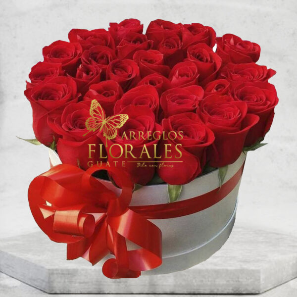 Arreglo floral de rosas en caja